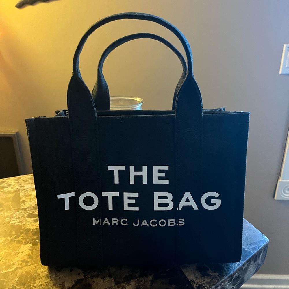 Marc Jacobs mini tote bag